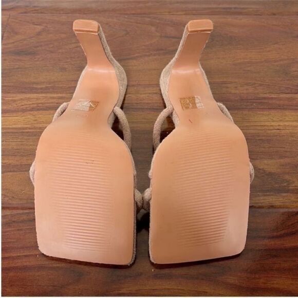 NWOT Pretty Little Thing Slide Square Toe Strappy Heels - Picture 6 of 7